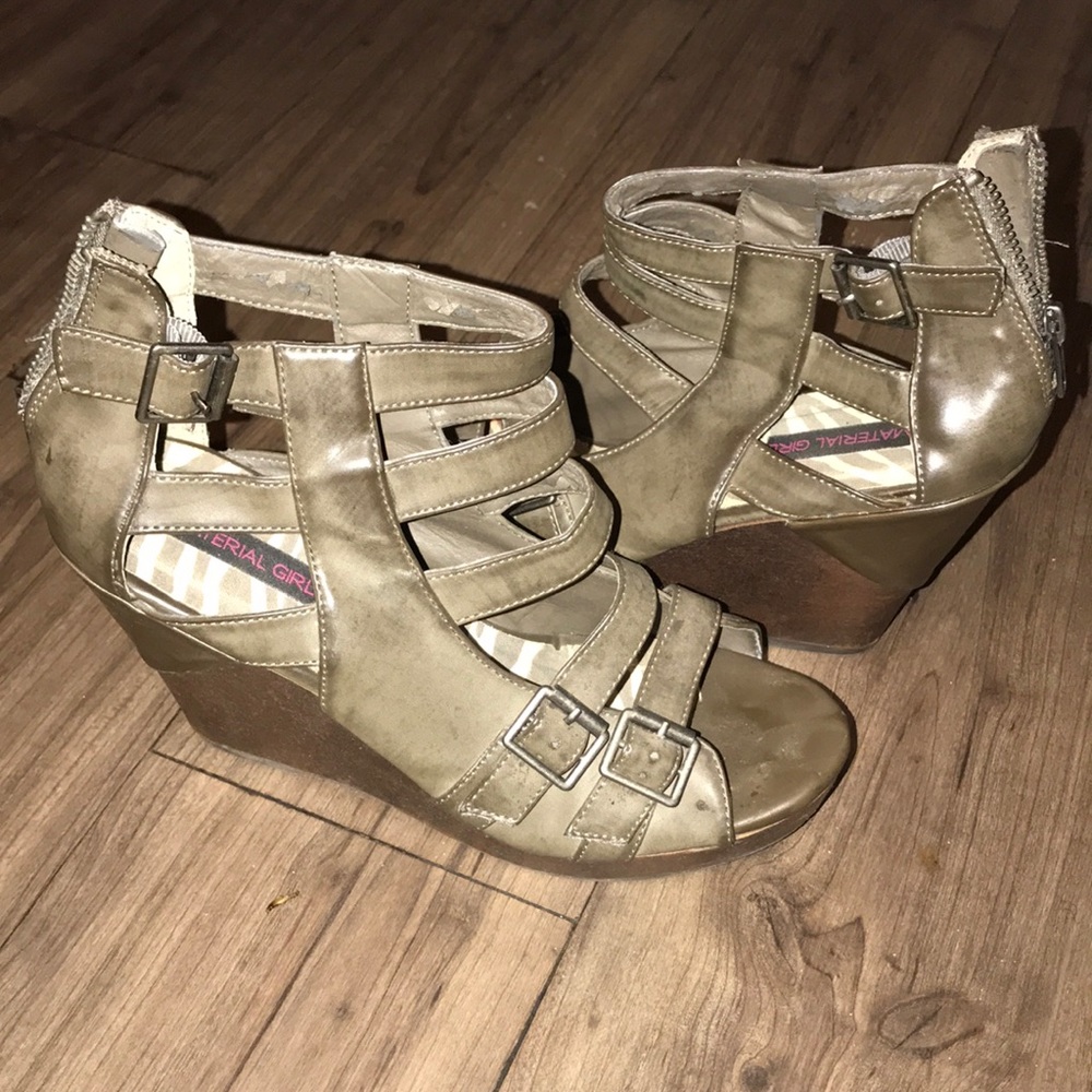 Army green wedges